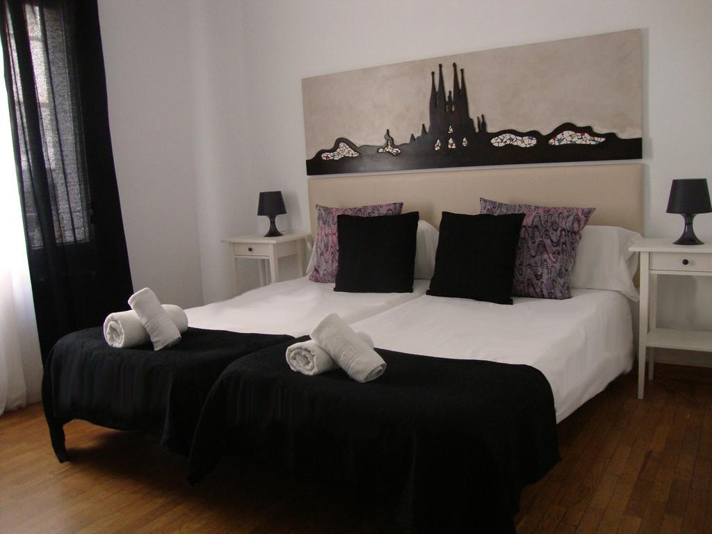 Petit Hotel Barcelona Buitenkant foto