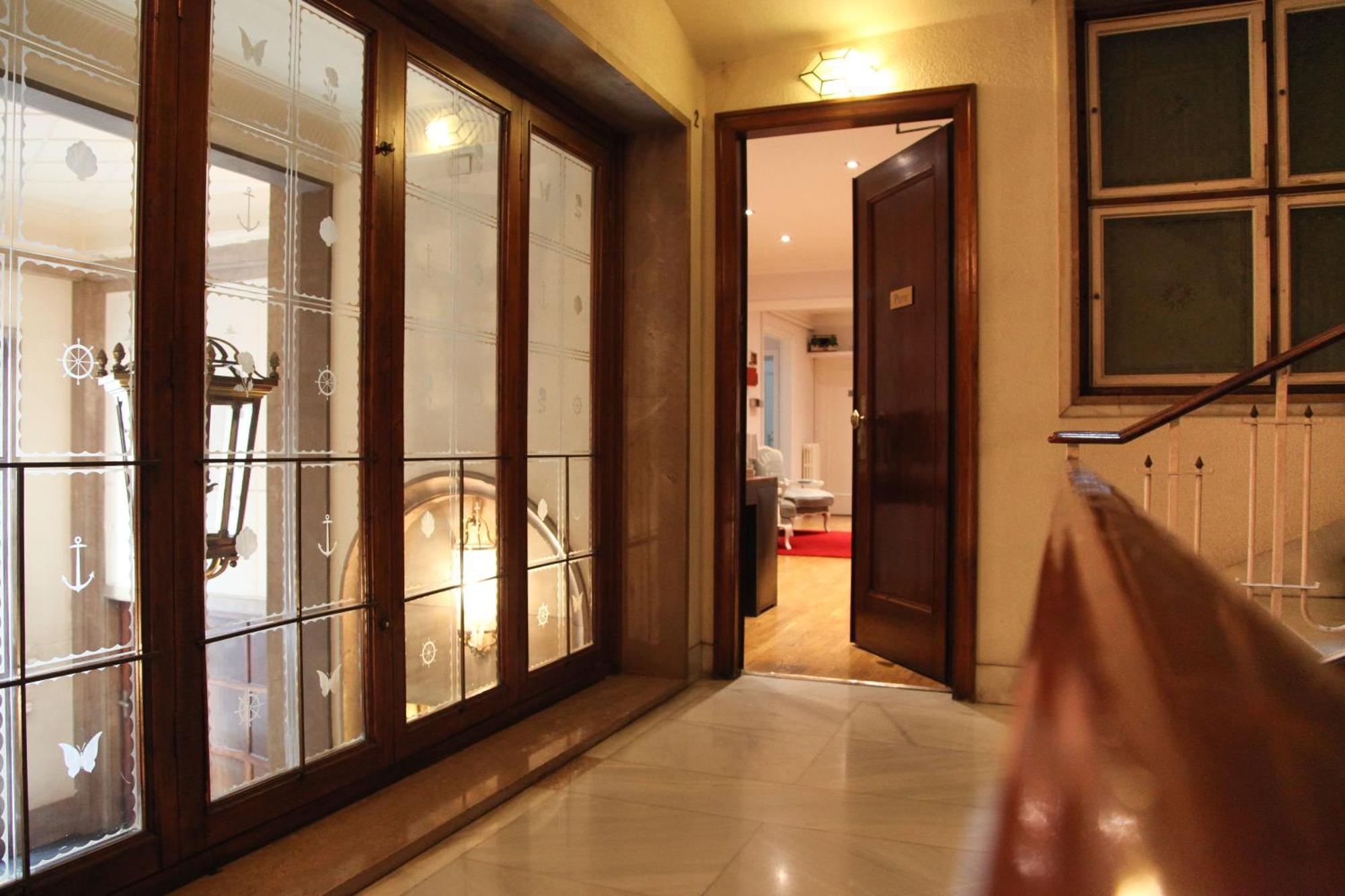 Petit Hotel Barcelona Buitenkant foto