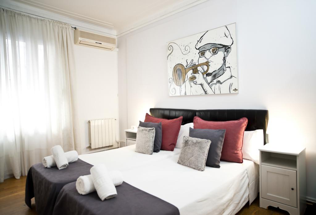 Petit Hotel Barcelona Buitenkant foto