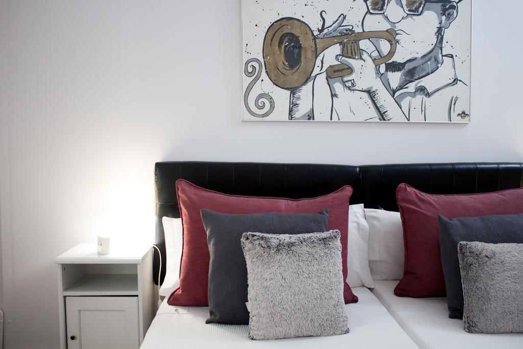 Petit Hotel Barcelona Buitenkant foto