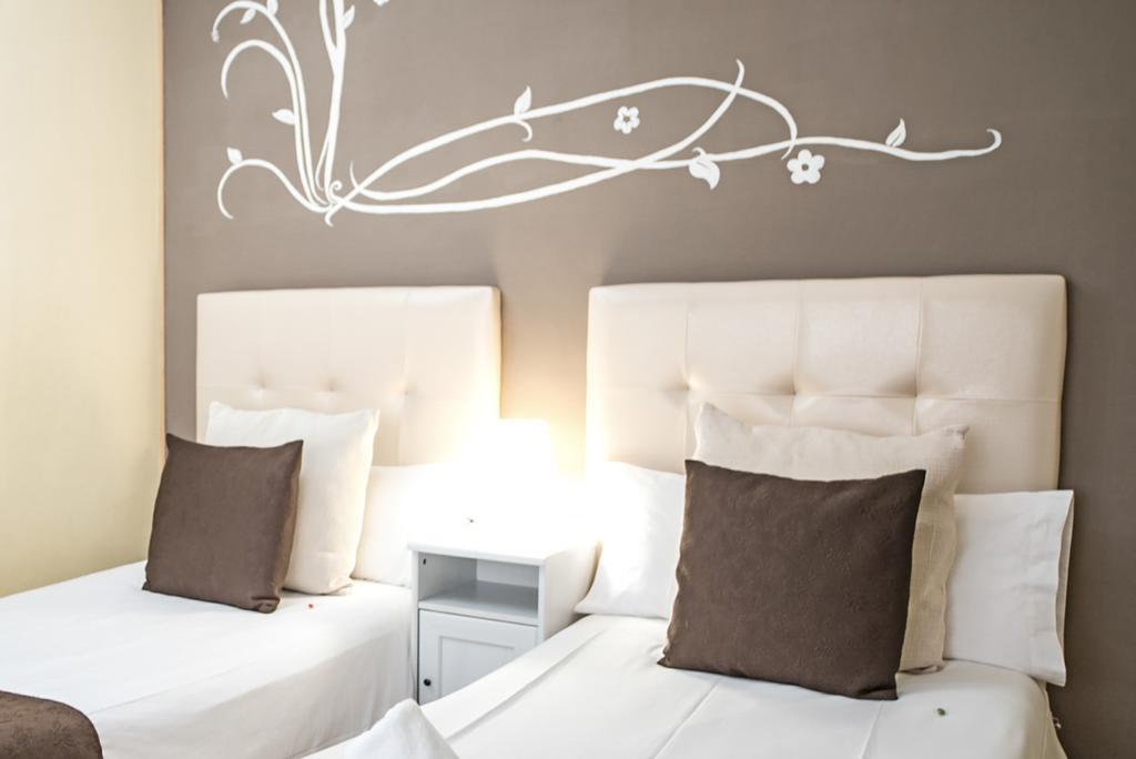 Petit Hotel Barcelona Buitenkant foto